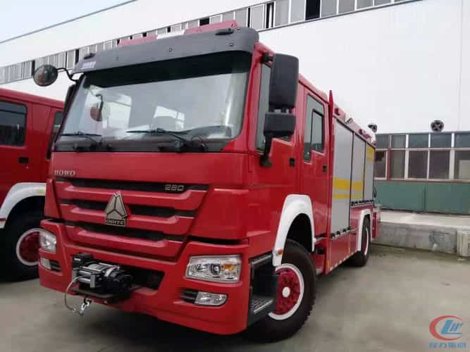 国六重汽豪沃抢险救援消防车